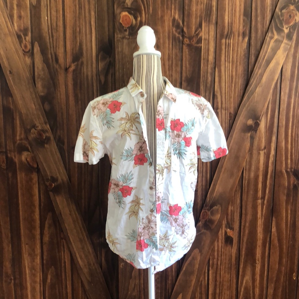Floral button up